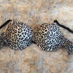 Victoria Secret Push Up Bra